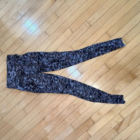 RARE LULULEMON Grey Blue Print Align Tights Leggings - 4 - Picture 8 of 14